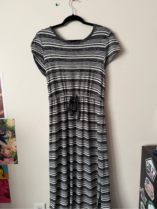 Market & Spruce Dresses & Skirts - Market & Spruce Black and White Striped Maxi Dress